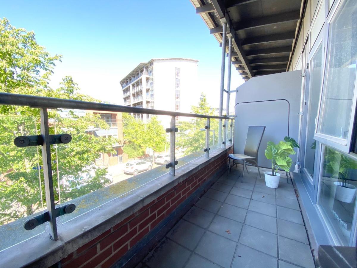City Centre Townhouse - 3 Bedrooms - Garage - Parking - Top Rated เบอร์มิงแฮม ภายนอก รูปภาพ